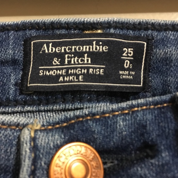 Abercrombie & Fitch high waisted jeans - Picture 2 of 3